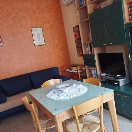 شقة Casa Di Ghito تْشيفالو المظهر الخارجي الصورة