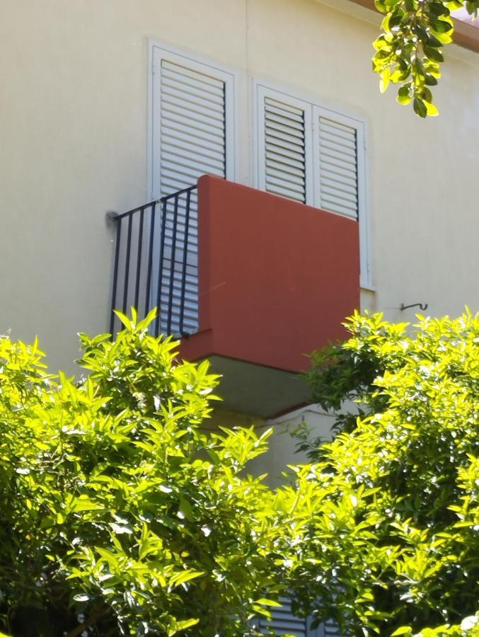 شقة Casa Di Ghito تْشيفالو المظهر الخارجي الصورة